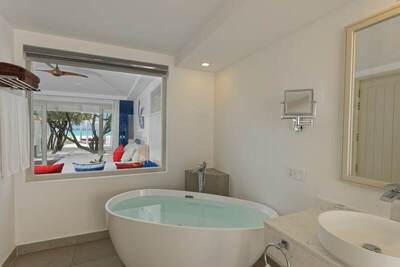 Villa Nautica Paradise Island Resort - Deluxe Room, 1 Double Bed with Sofa bed (Sunset Beach Pool Villa)