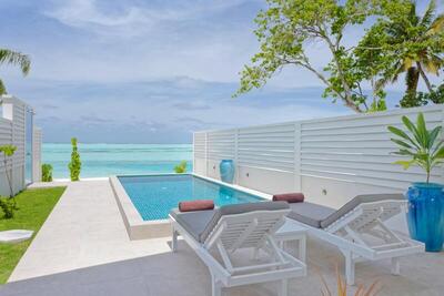 Villa Park Sun Island Resort - Deluxe Beach Pool Villa 