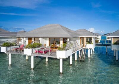 Villa Park Sun Island Resort - Water Villa