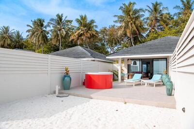 Villa Park Sun Island Resort - Beach Villa With Whirlpool