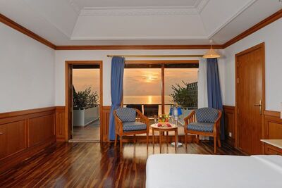 Villa Park Sun Island Resort - Executive Suite, 1 Double Bed (Sunset Water Villa)