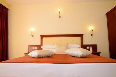 Village Mare - Deluxe Double Room (2 Adults + 1 Child)