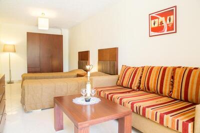 Village Mare, Метаморфози, Гърция