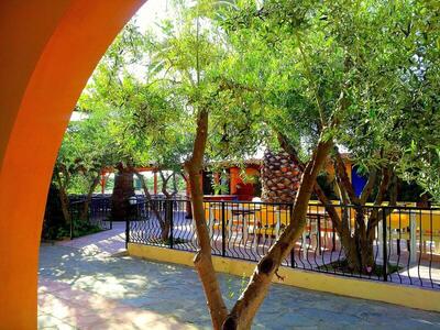 Village Mare, Метаморфози, Гърция