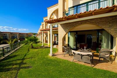 Village Mare - Deluxe Double Room (2 Adults + 1 Child)