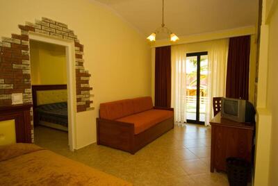 Village Mare - Apartment (3 Adults + 2 Children)