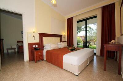 Village Mare - Apartment (3 Adults + 2 Children)