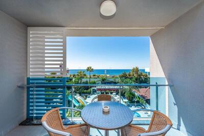 White City Beach Adult Only - Superior Room With Sea View ( 4 Pax )
