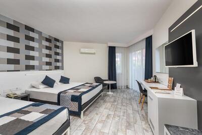 White City Beach Adult Only - Superior Room With Terrace