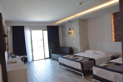 White City Beach Adult Only - Superior Room With Terrace