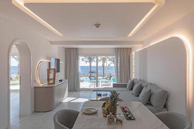 White Hills Resort - Royal Suite- Posh Club