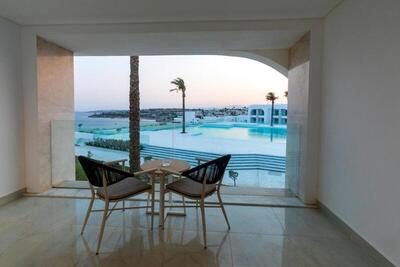 White Hills Resort - Deluxe Room