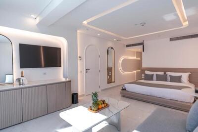 White Hills Resort - Royal Suite- Posh Club