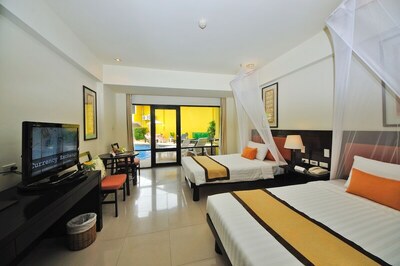 Woraburi Phuket Resort & Spa - Pool Access Room
