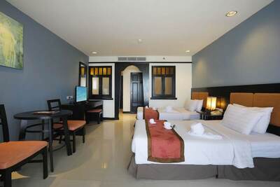 Woraburi Phuket Resort & Spa - Superior Room, Pool View