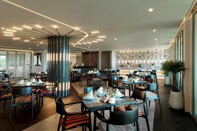 Wyndham Grand Nai Harn Beach Phuket, , Тайланд