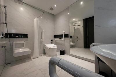 Wyndham Grand Nai Harn Beach Phuket - Deluxe King Room - Mobility Access/Non-Smoking