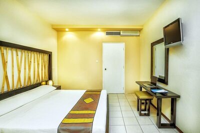 Xenios Possidi Paradise Hotel - Family Room, 1 Bedroom, Garden View