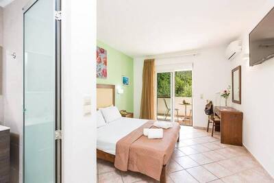 Xidas Garden - Double or Twin Room