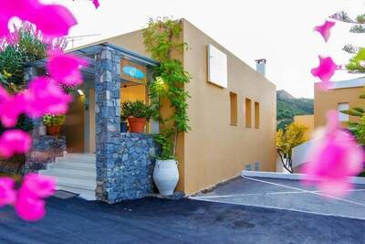 Xidas Garden, Ретимно, Гърция