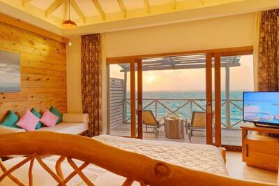 You & Me Maldives - Dolphin Villa - Ocean View