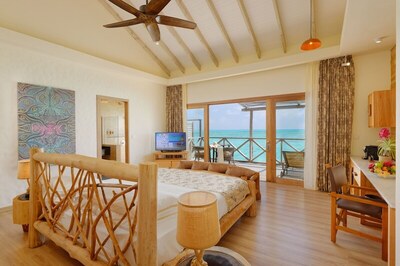 You & Me Maldives - Manta Villa - Sea View